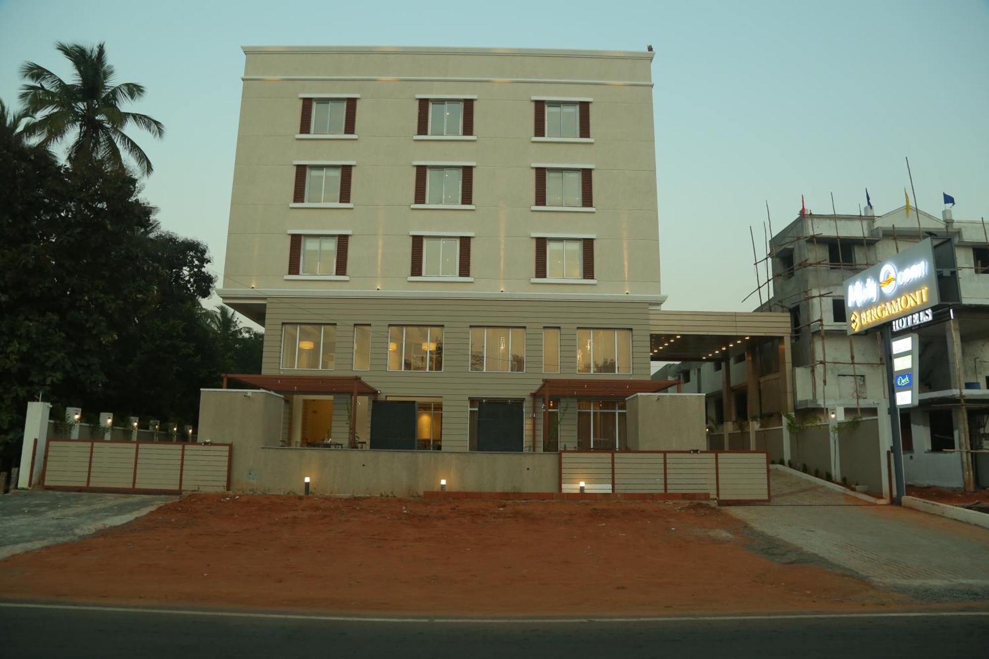 Misty Ocean - A Bergamont Group Of Hotel Kuilapalayam Eksteriør billede